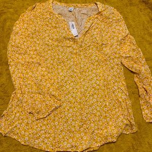 Old Navy yellow blouse